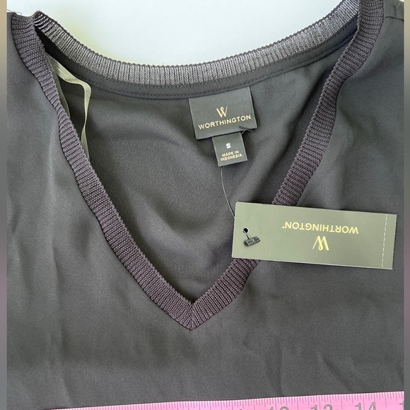 NWT Stunning Worthington Black Ladies Blouse Casual Formal Top - Picture 6 of 11